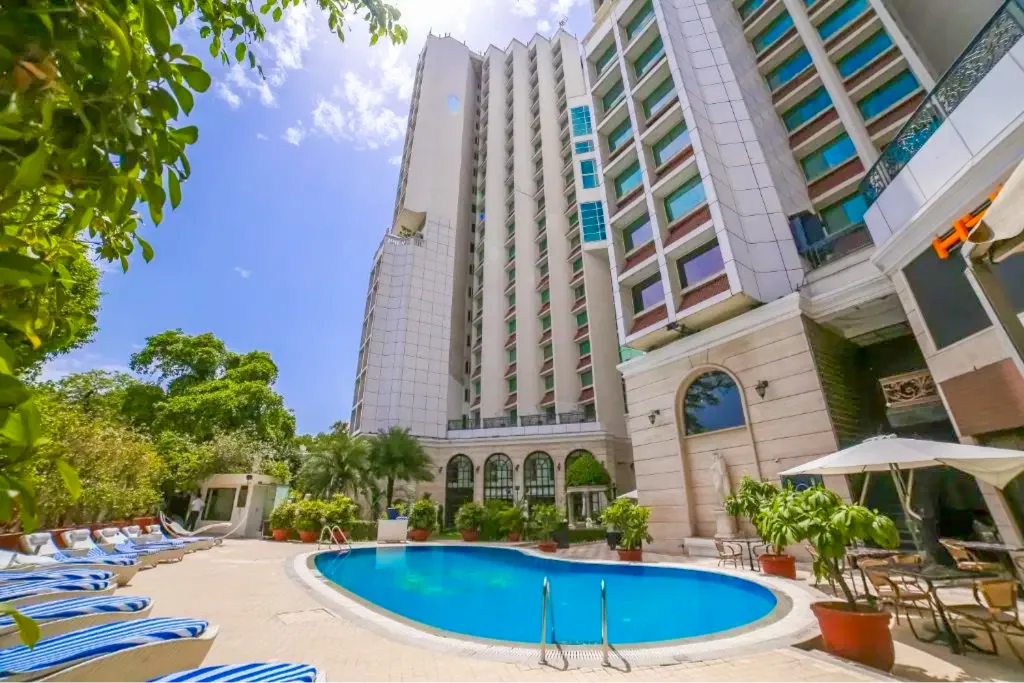 Hotel The Royal Plaza 3