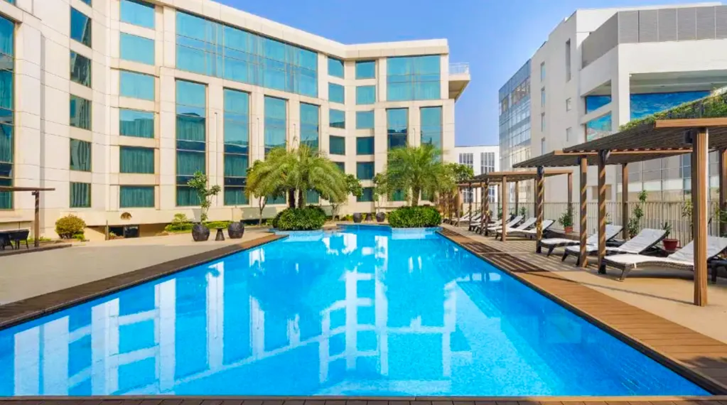 Pride Plaza Hotel Aerocity 2