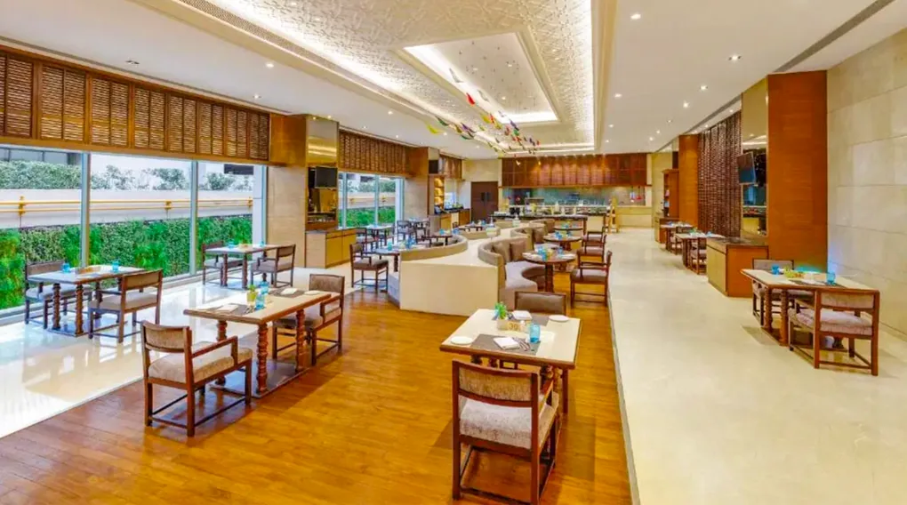 Pride Plaza Hotel Aerocity 4