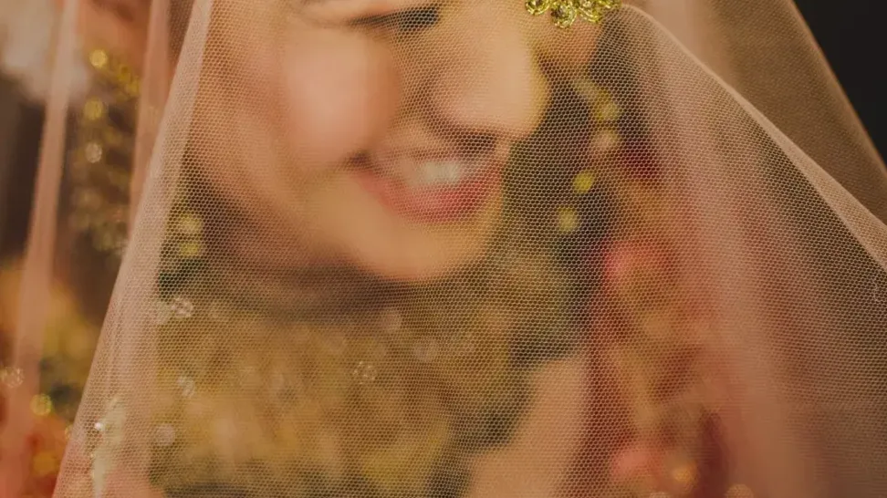 https://cosmic-wedding-images.sgp1.digitaloceanspaces.com/images/1792500929025-007.webp