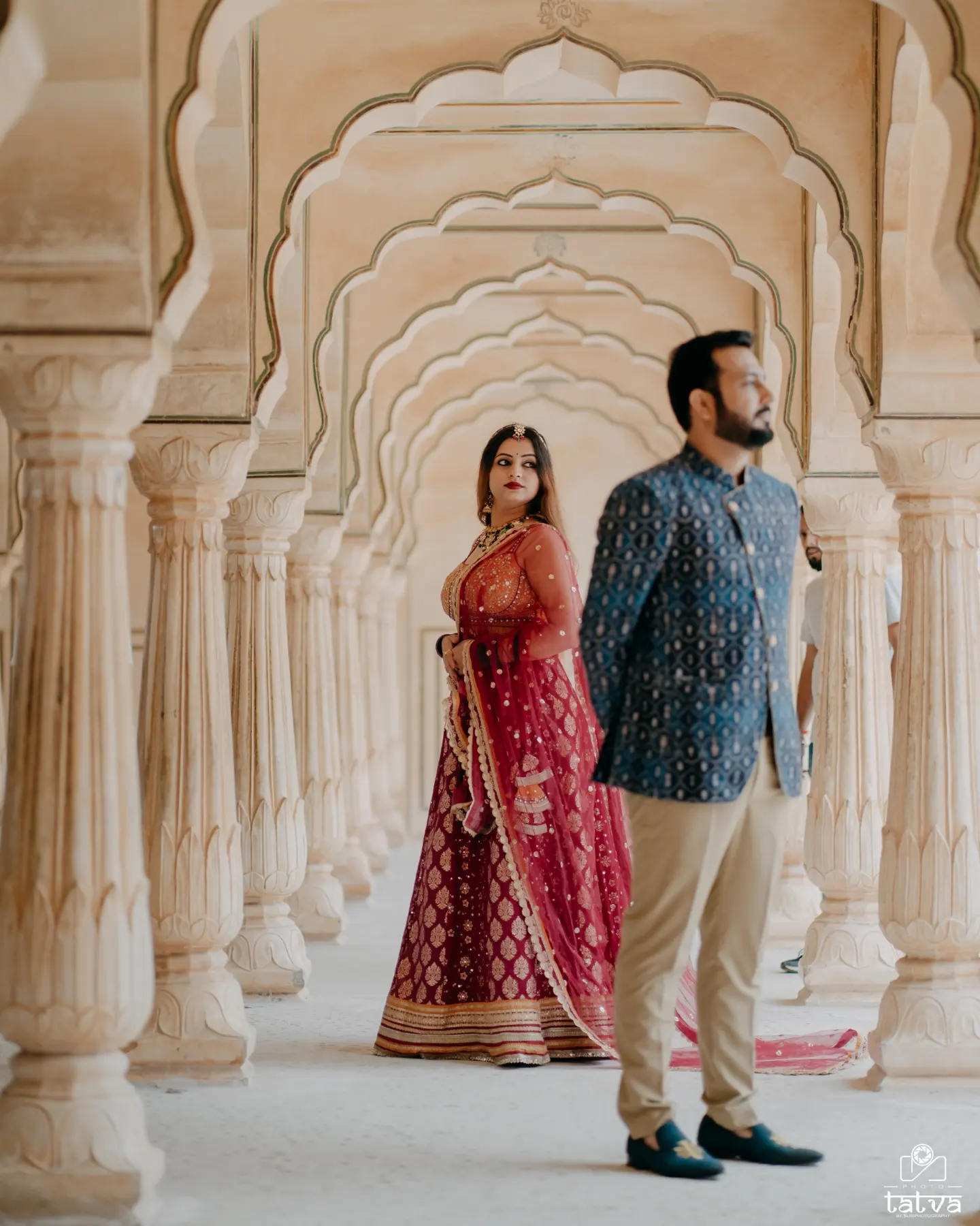 Rohini wedding photography - couple portrait by PhotoTatva Production, Rohini Sector 8